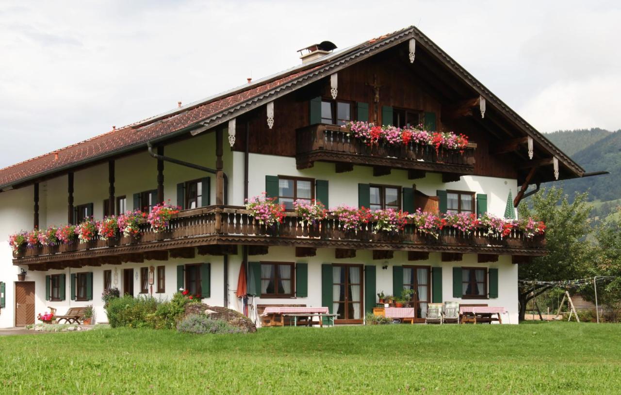 Gaestehaus-Bauernhof Buchwieser อุนเทอร์อัมเมอร์เกา ภายนอก รูปภาพ
